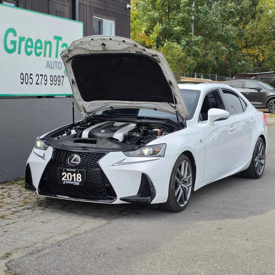 2018 Lexus IS IS 300 AWD Photo