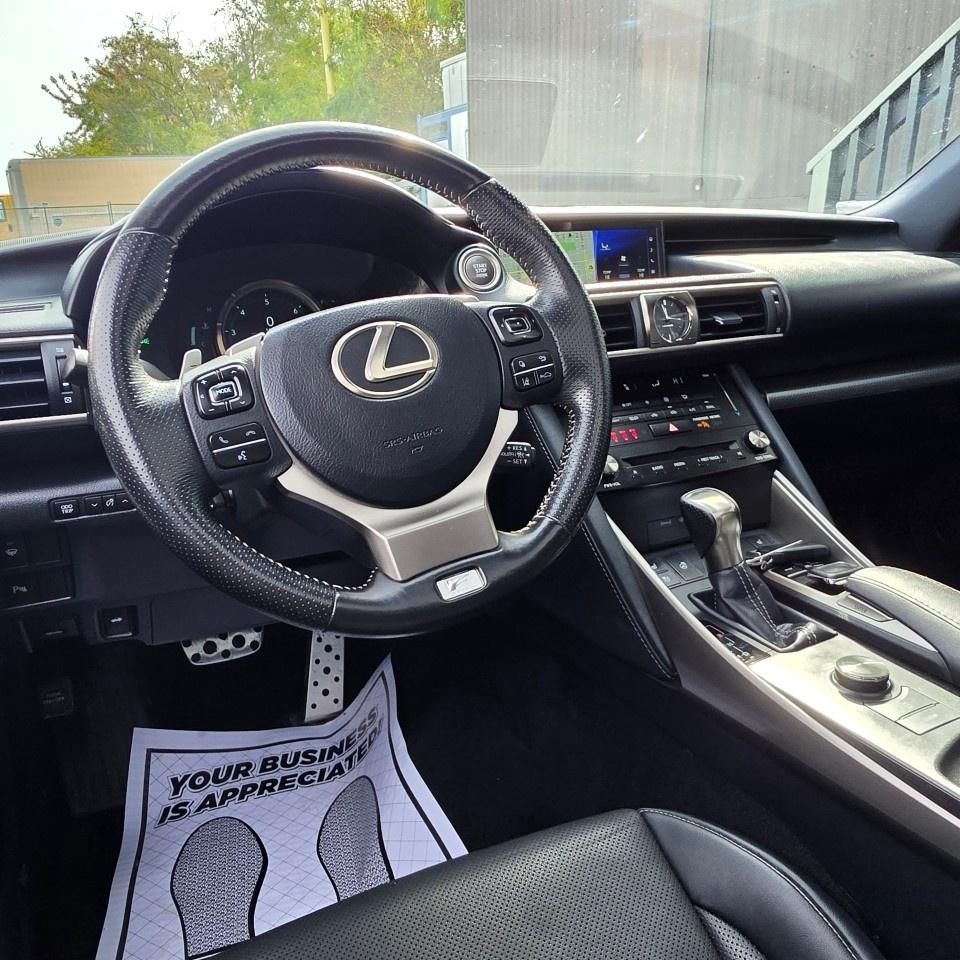 2018 Lexus IS IS 300 AWD Photo