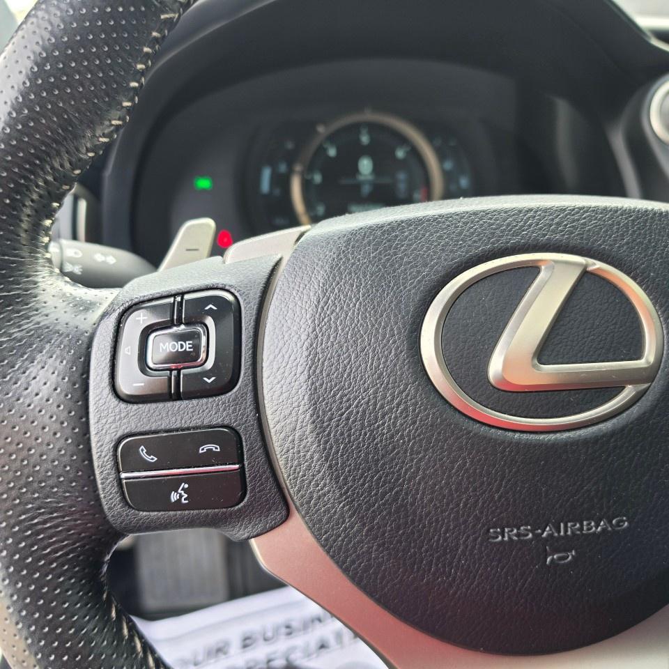 2018 Lexus IS IS 300 AWD Photo