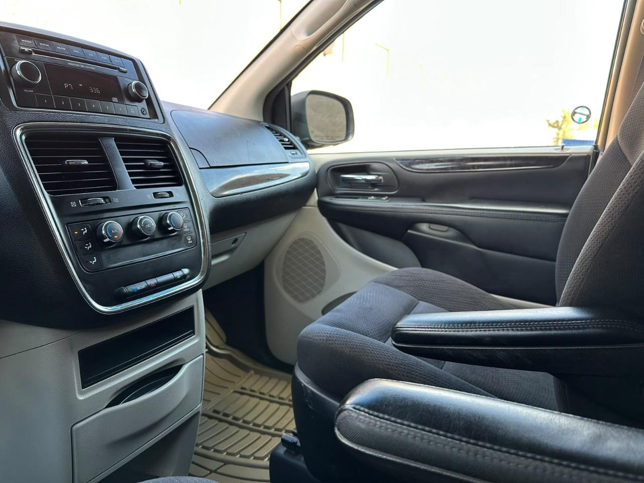 2015 Dodge Grand Caravan 4dr Wgn Canada Value Package Photo