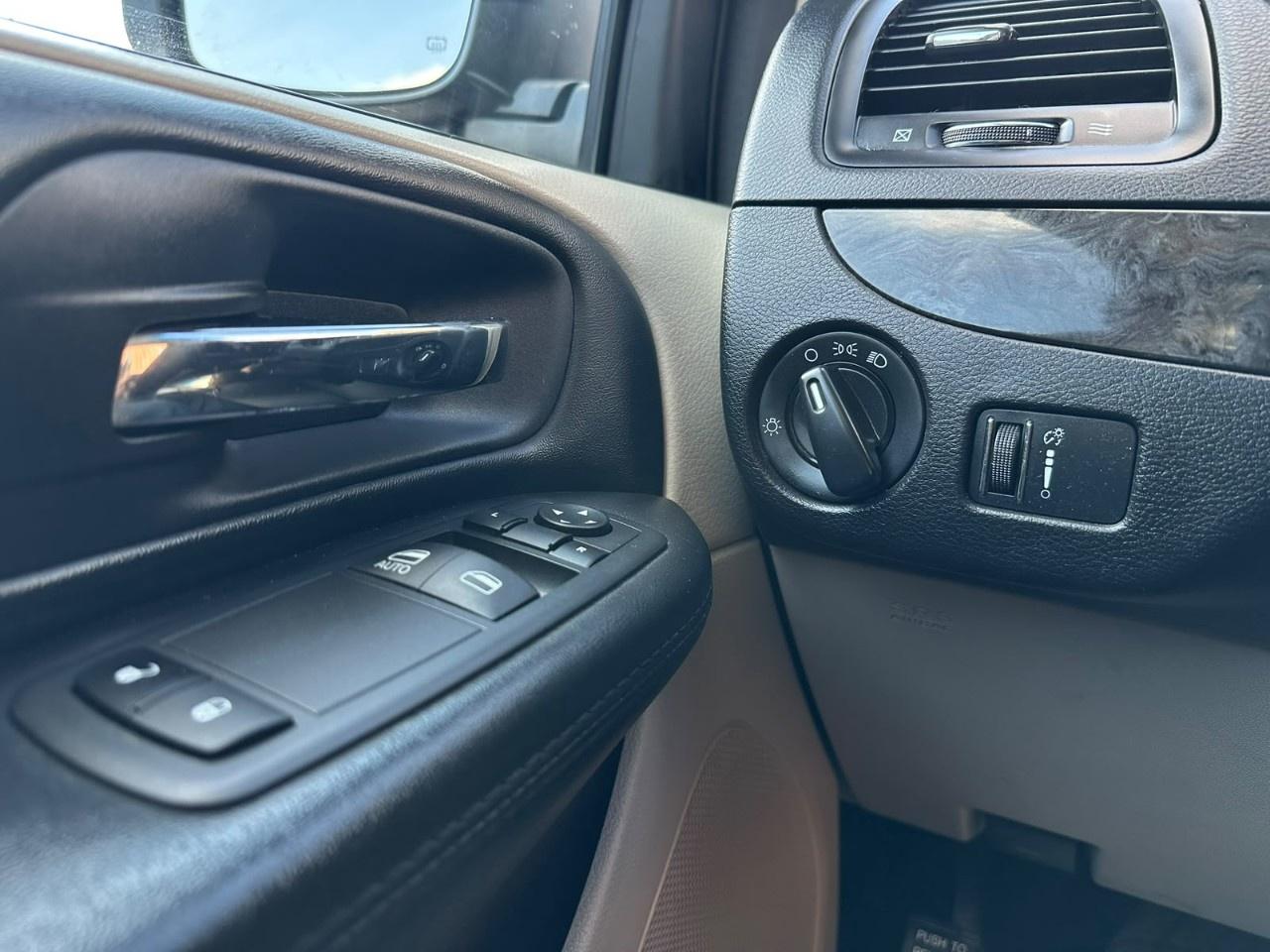 2015 Dodge Grand Caravan 4dr Wgn Canada Value Package Photo