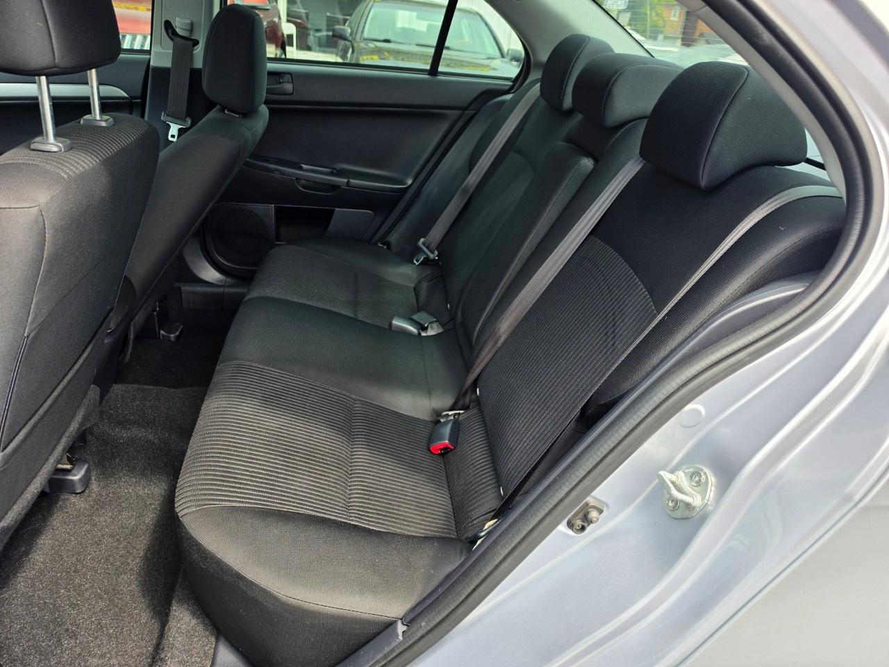 2014 Mitsubishi Lancer  Photo