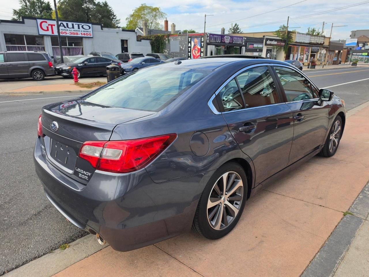 2016 Subaru Legacy 4dr Sdn CVT 3.6R w/Limited & Tech Pkg Photo