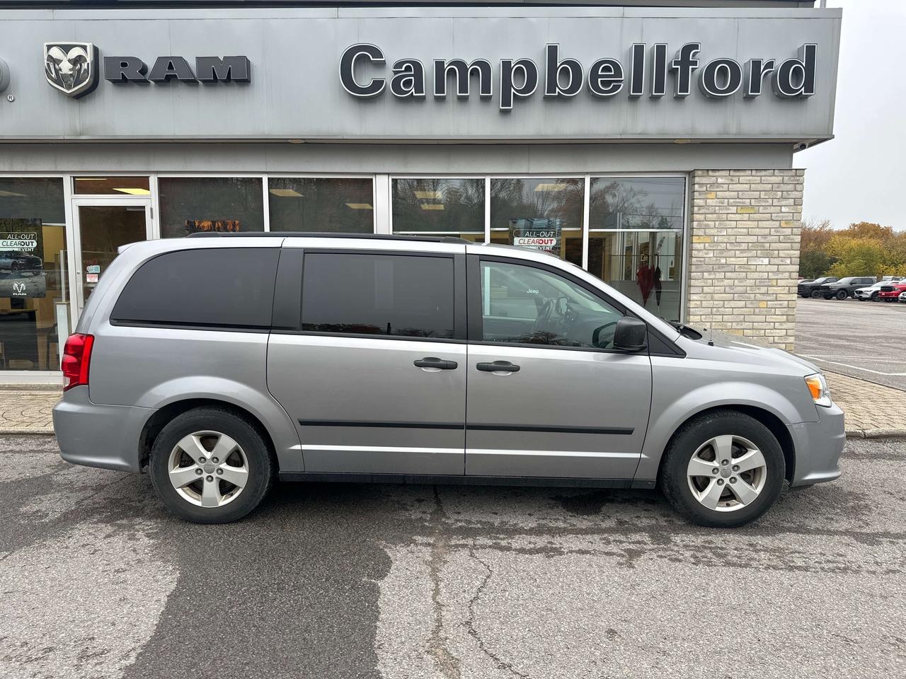 2016 Dodge Grand Caravan CANADA VALUE PACKAGE Photo3