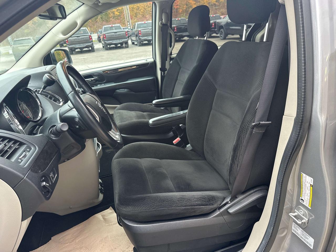 2016 Dodge Grand Caravan CANADA VALUE PACKAGE Photo
