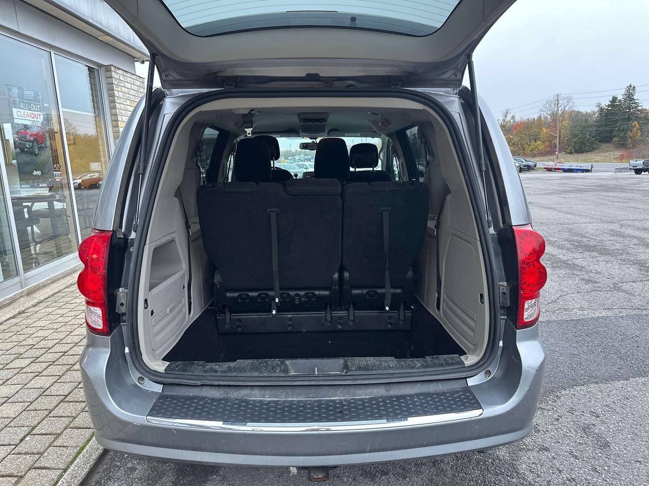 2016 Dodge Grand Caravan CANADA VALUE PACKAGE Photo