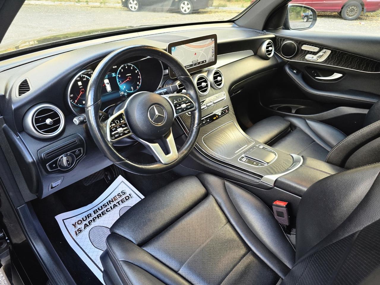 2020 Mercedes-Benz GLC GLC 300 4MATIC | Clean Carfax! Photo