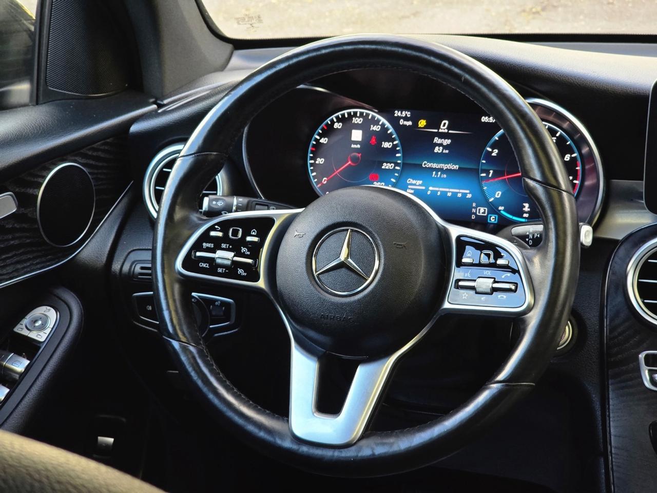 2020 Mercedes-Benz GLC GLC 300 4MATIC | Clean Carfax! Photo