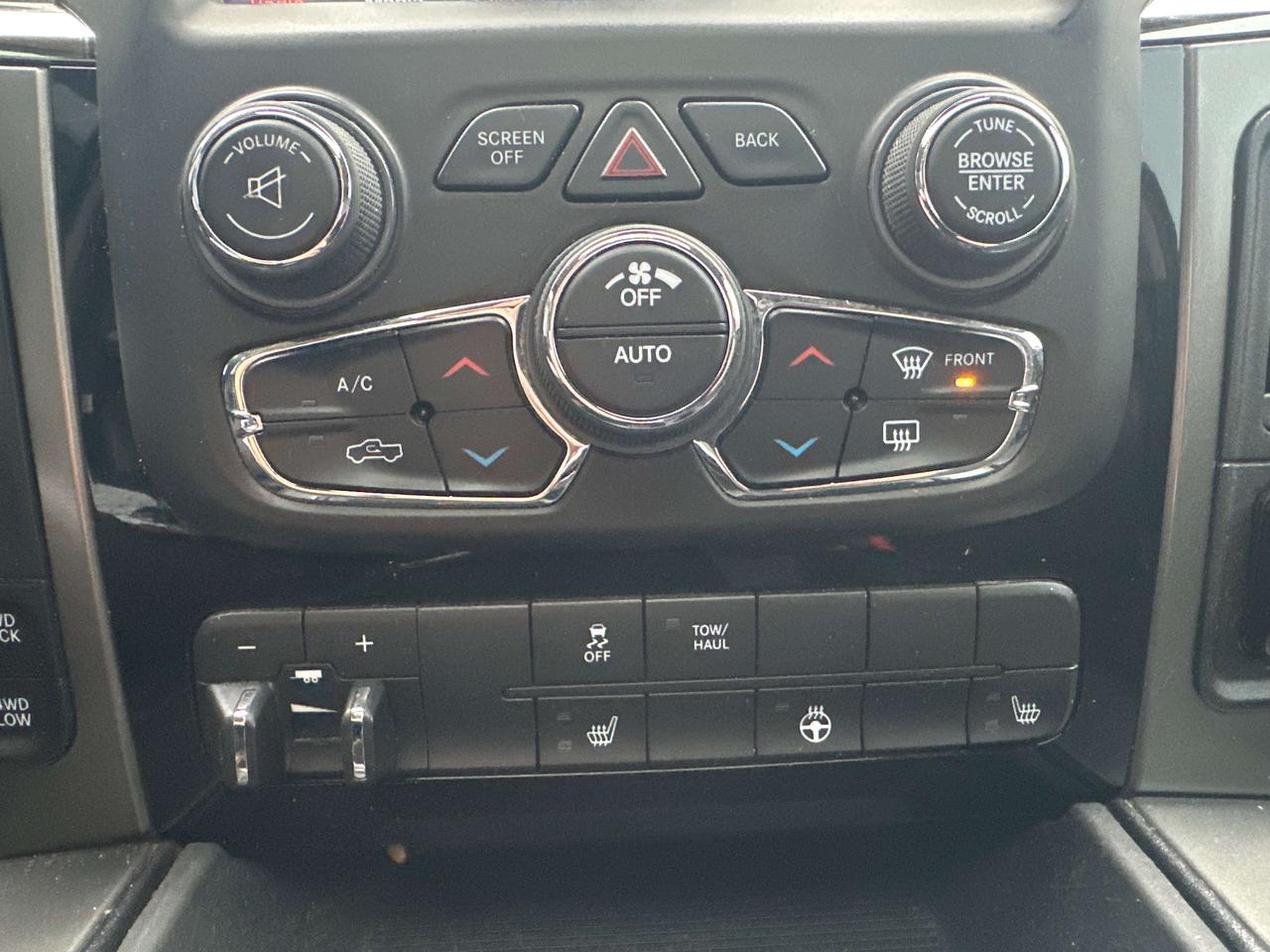 2018 RAM 1500 SPORT Photo