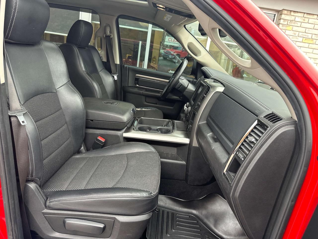 2018 RAM 1500 SPORT Photo