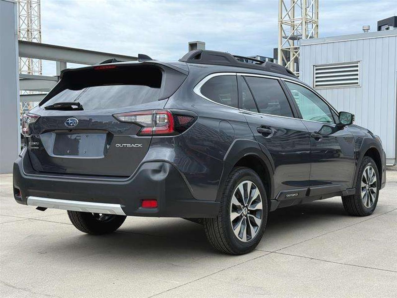 2024 Subaru Outback 2.5L Limited CVT Photo