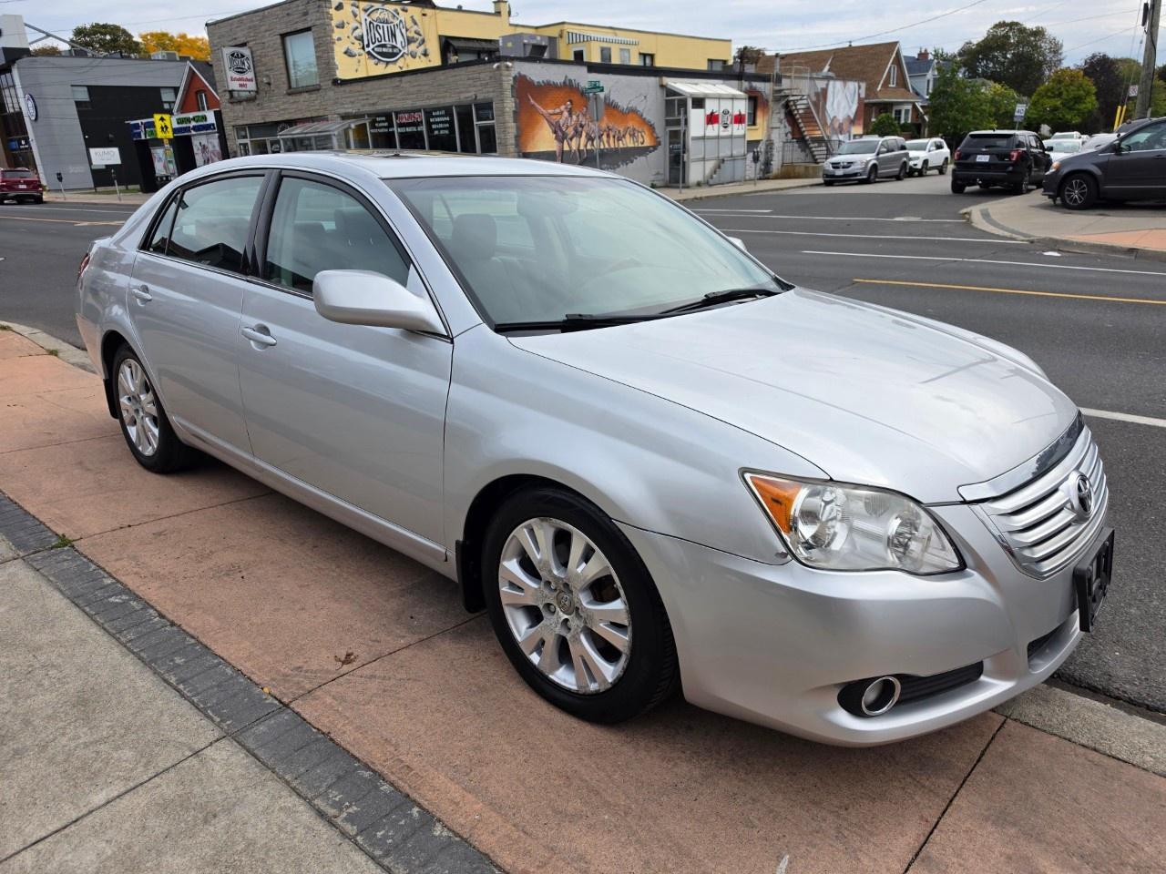 2009 Toyota Avalon 4DR SDN XLS Photo