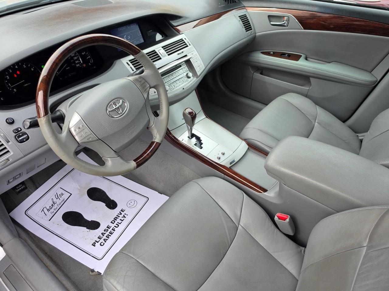 2009 Toyota Avalon 4DR SDN XLS Photo