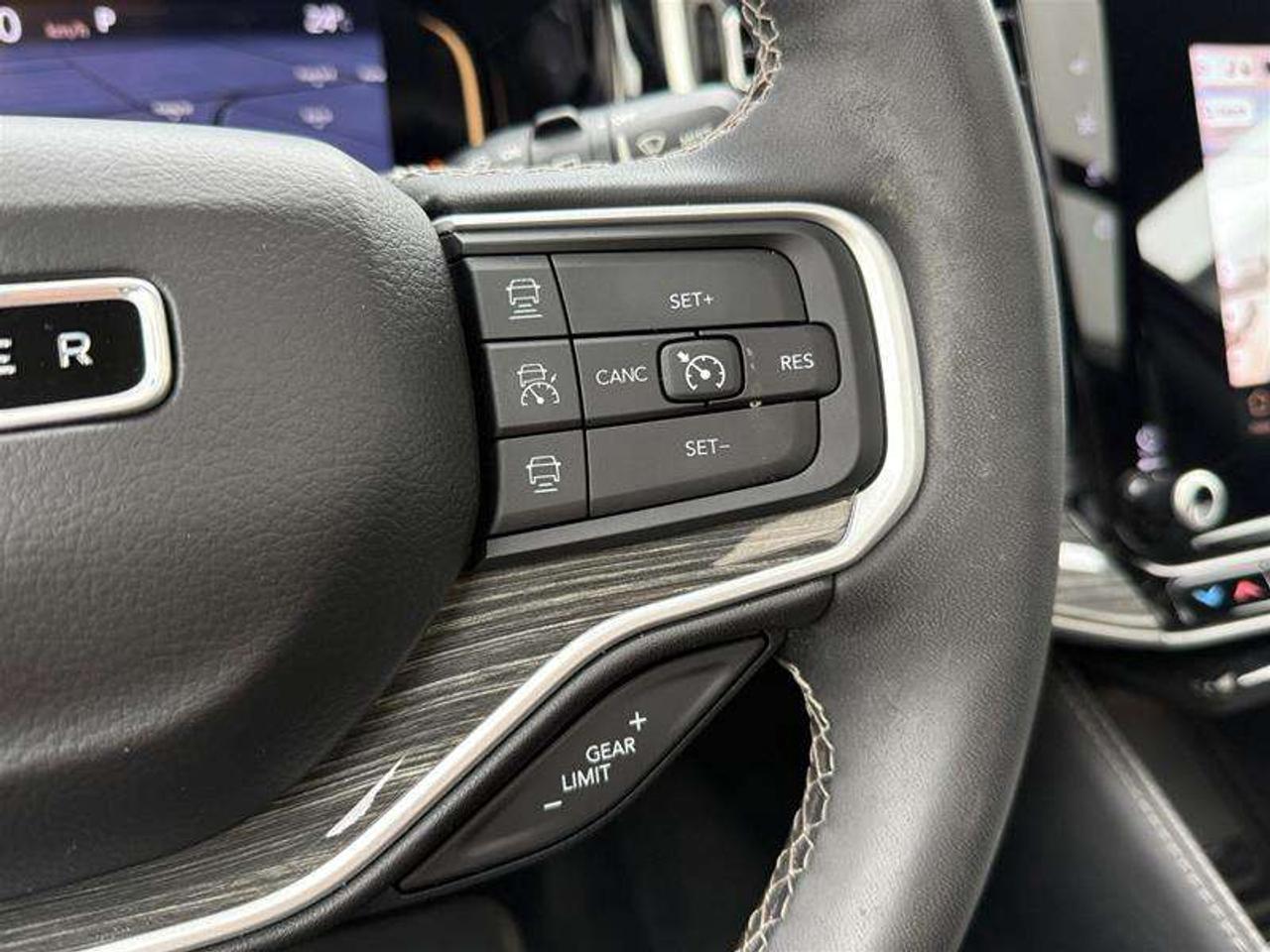 2022 Jeep Wagoneer Series II Photo