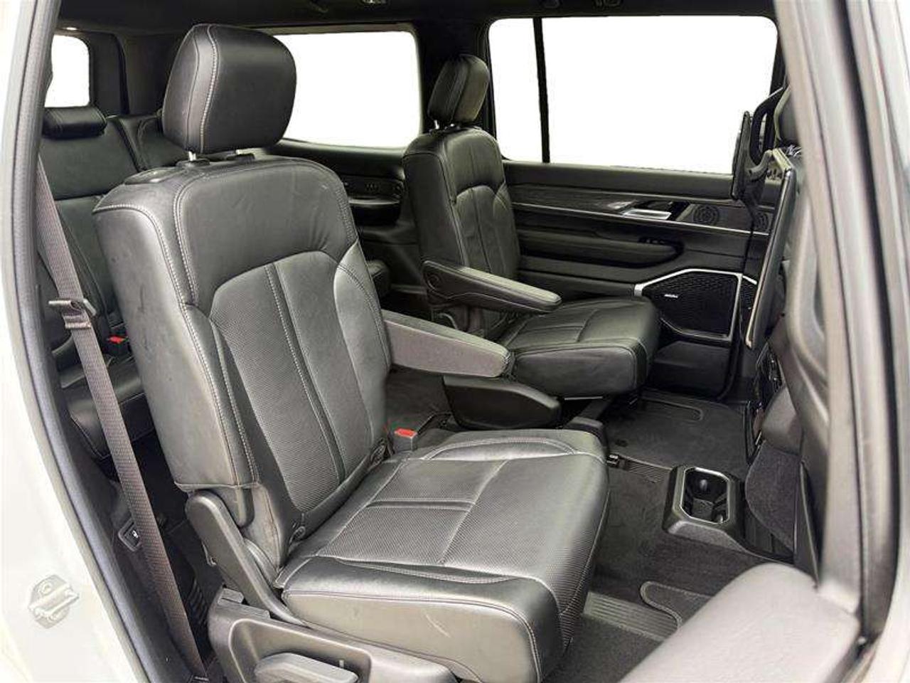 2022 Jeep Wagoneer Series II Photo