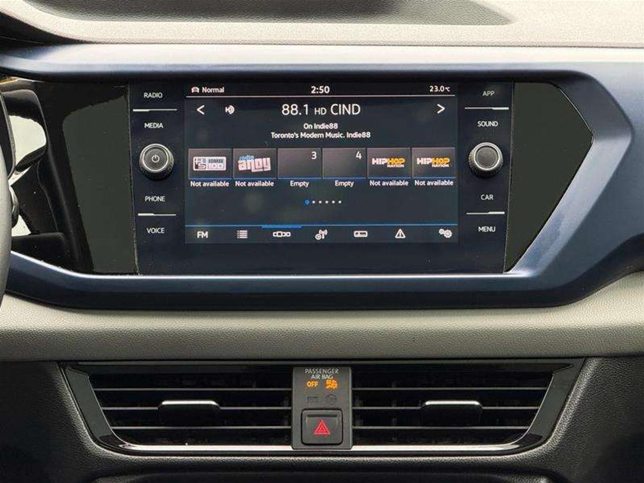 2022 Volkswagen Taos Comfortline 1.5T 7sp at DSG w/ Tip 4M Photo