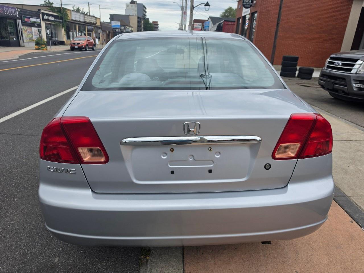 2002 Honda Civic 4dr Sdn LX-G Auto Photo