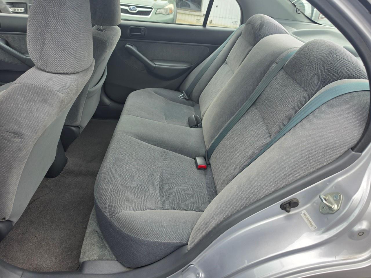 2002 Honda Civic 4dr Sdn LX-G Auto Photo