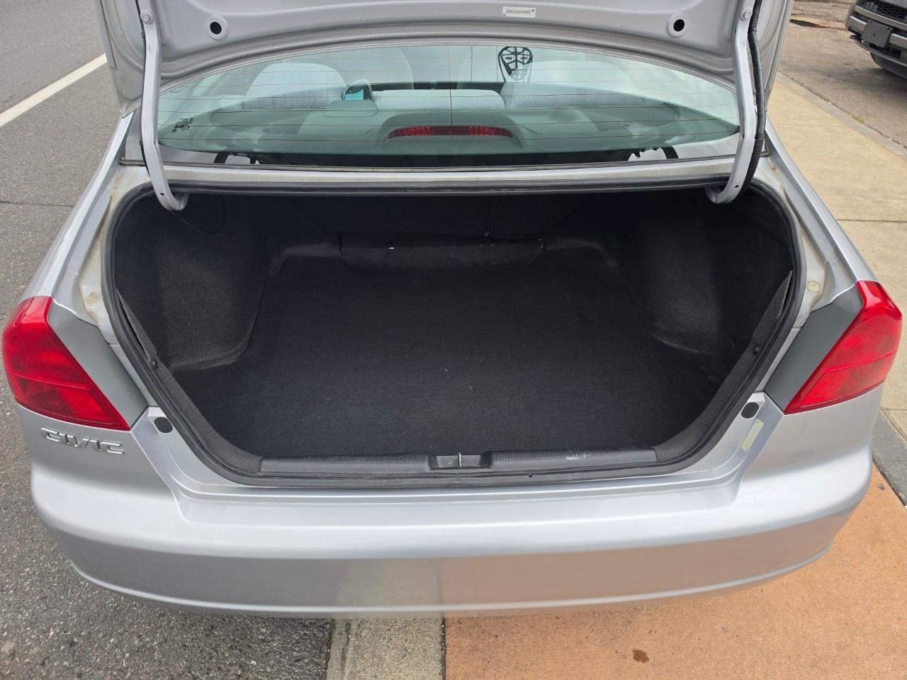 2002 Honda Civic 4dr Sdn LX-G Auto Photo