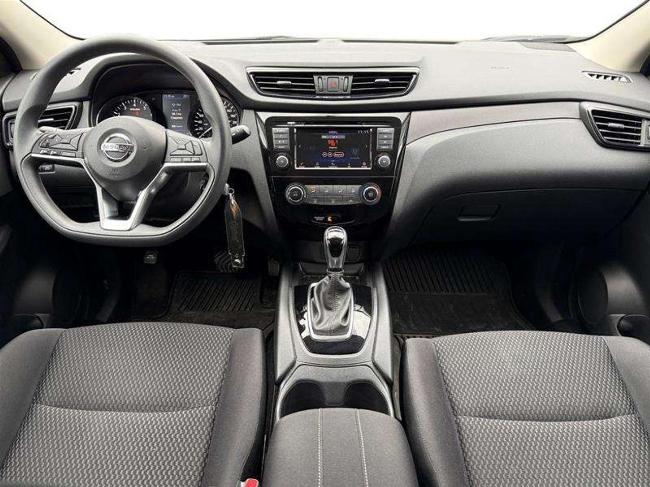 2019 Nissan Qashqai S FWD CVT Photo