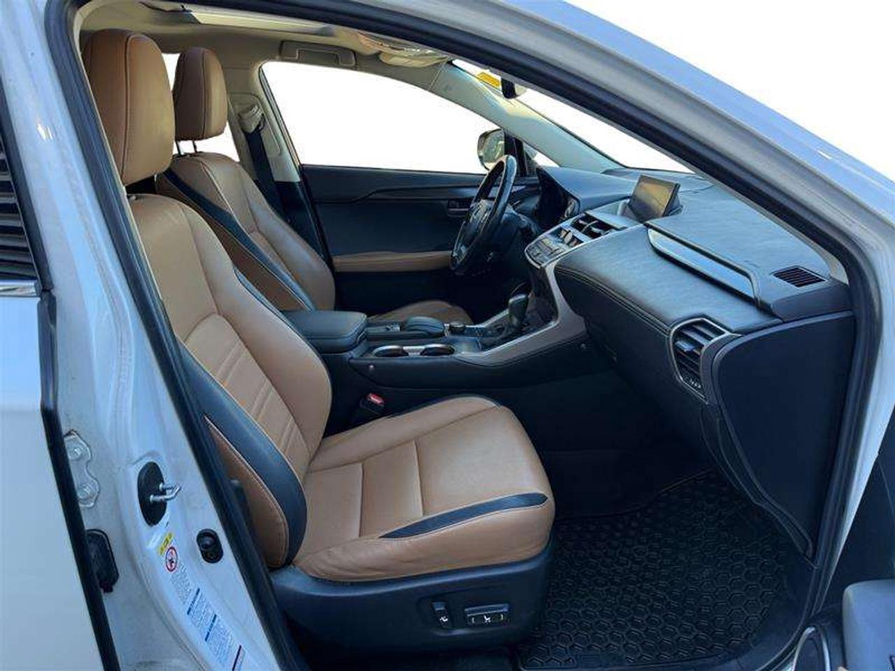 2016 Lexus NX 200t 6A Photo