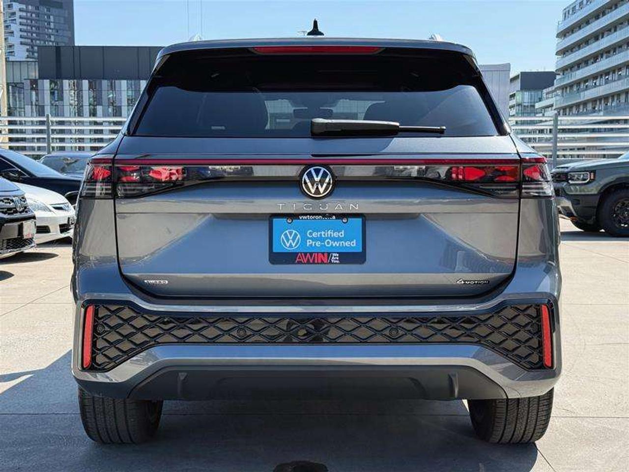 2026 Volkswagen Tiguan Highline Turbo R-Line 4MOTION Photo