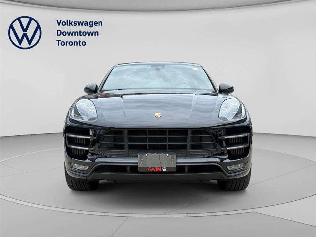 2018 Porsche Macan Turbo Photo