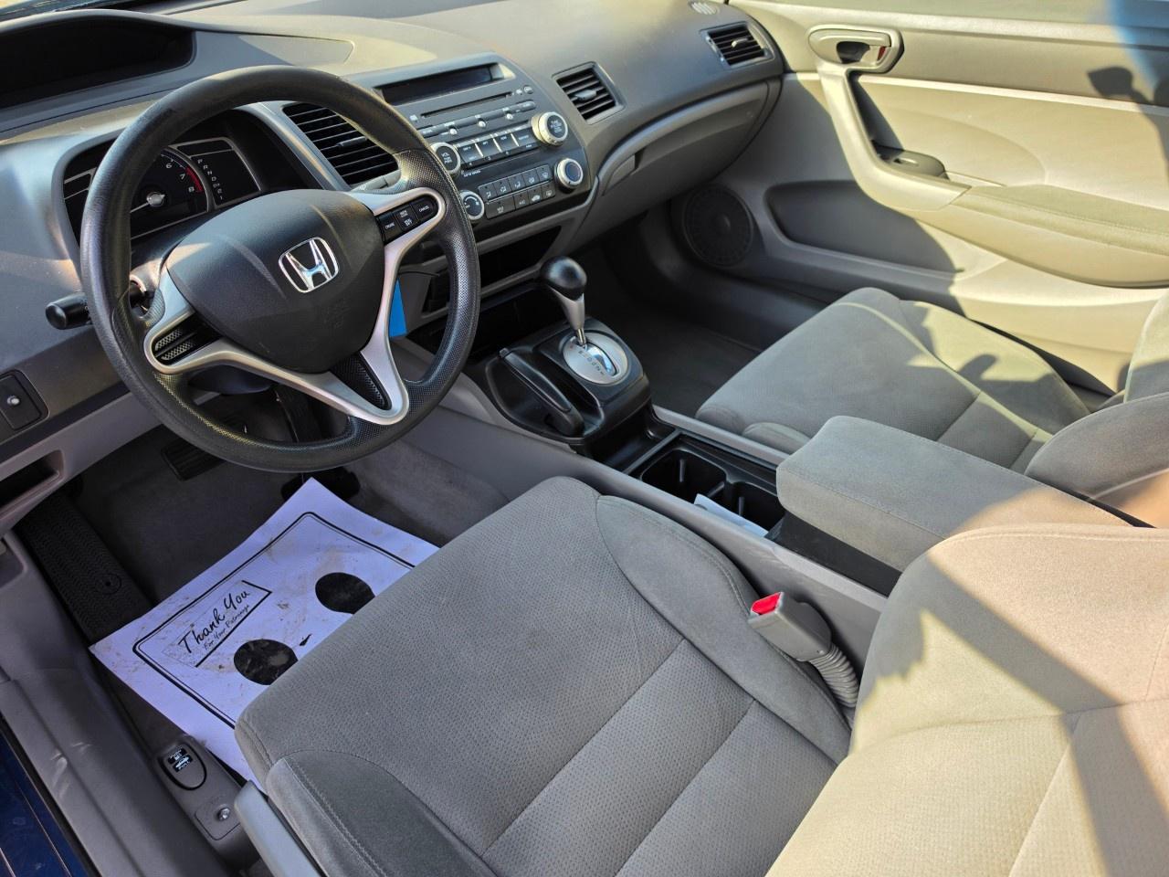 2009 Honda Civic Cpe DX-G Automatic Photo