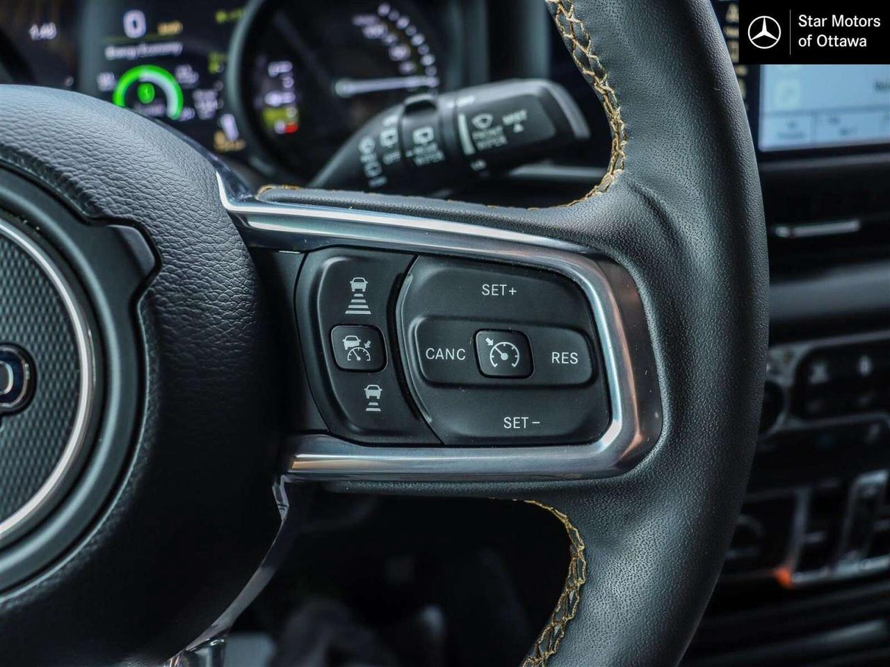 2024 Jeep Wrangler Sahara Photo