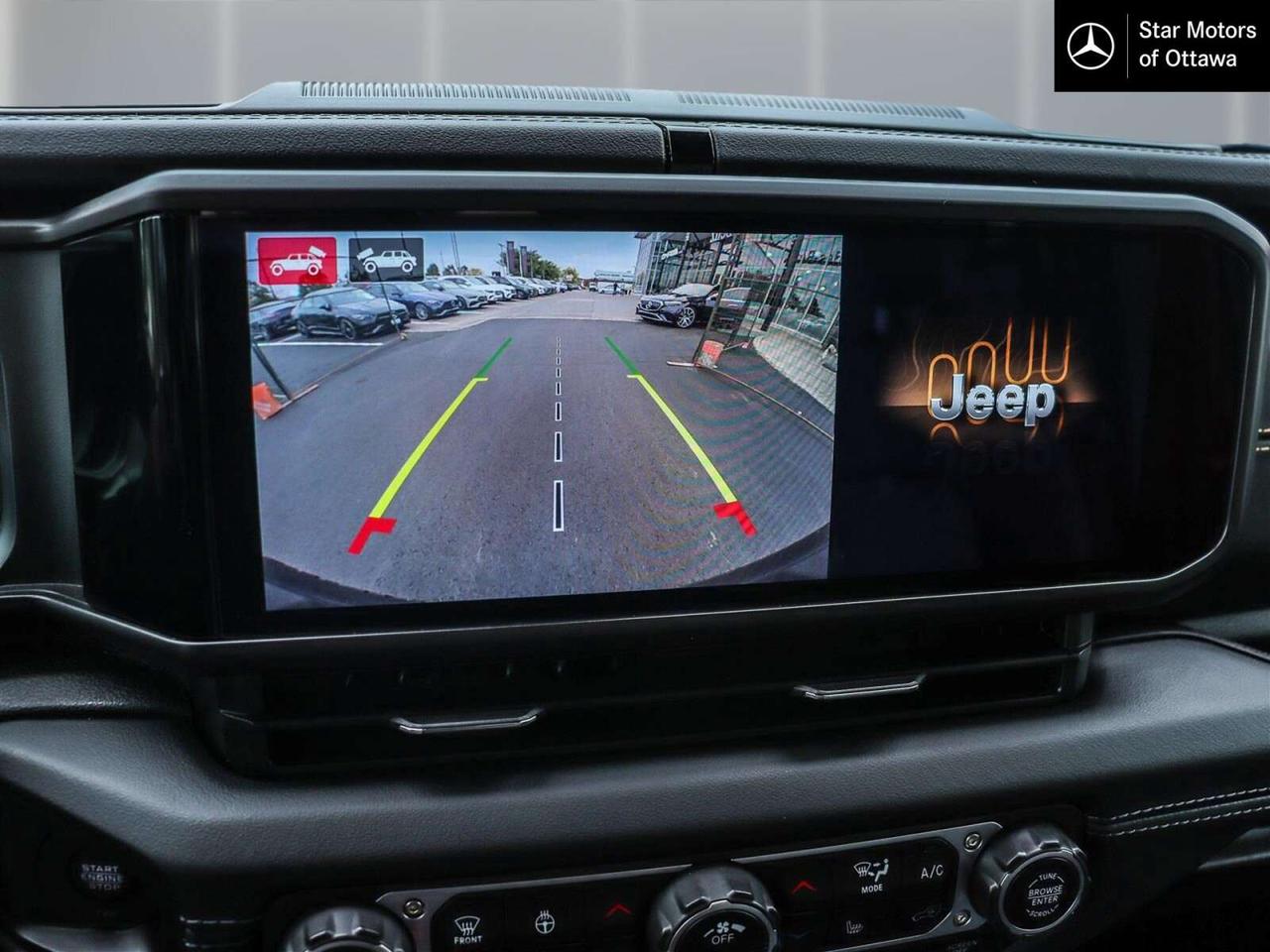 2024 Jeep Wrangler Sahara Photo