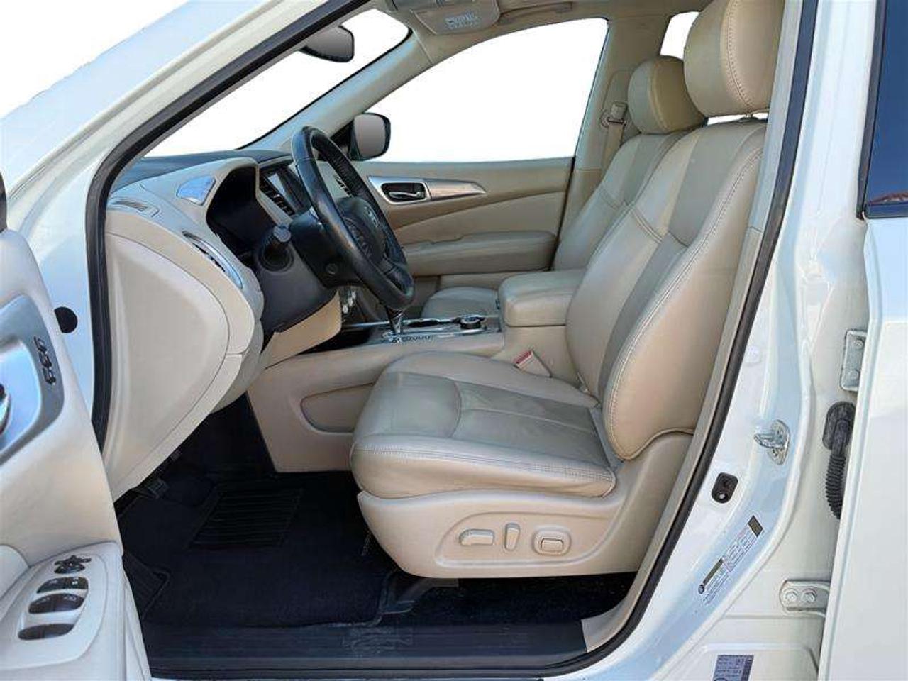 2018 Nissan Pathfinder SL Premium V6 4x4 at Photo