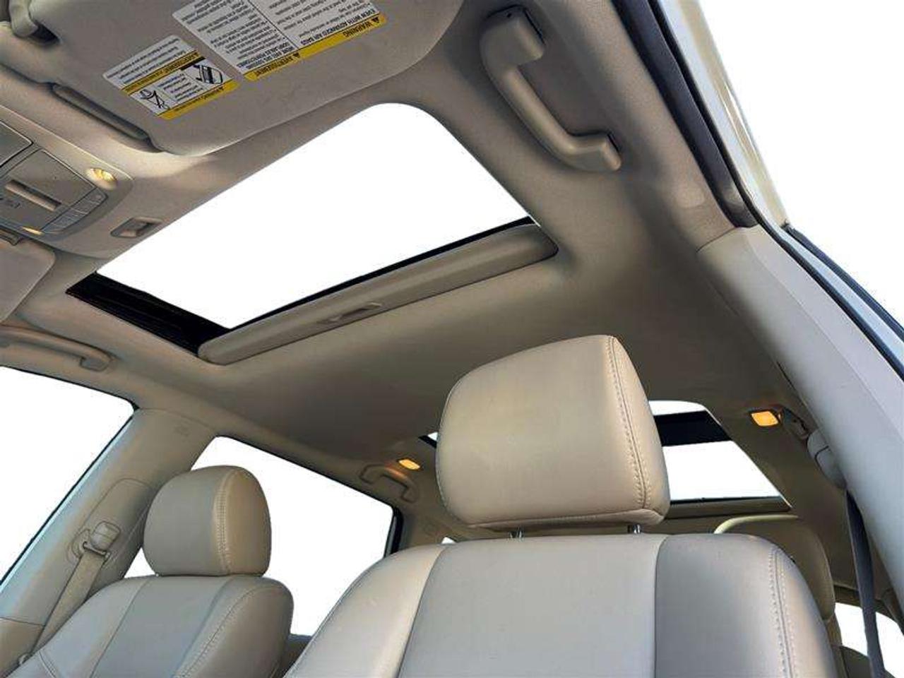 2018 Nissan Pathfinder SL Premium V6 4x4 at Photo