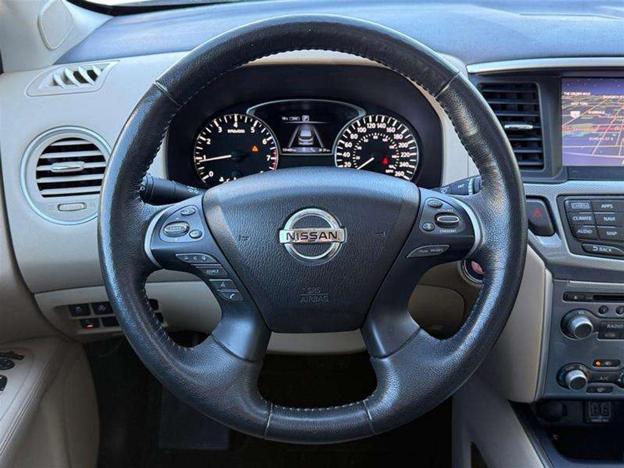 2018 Nissan Pathfinder SL Premium V6 4x4 at Photo