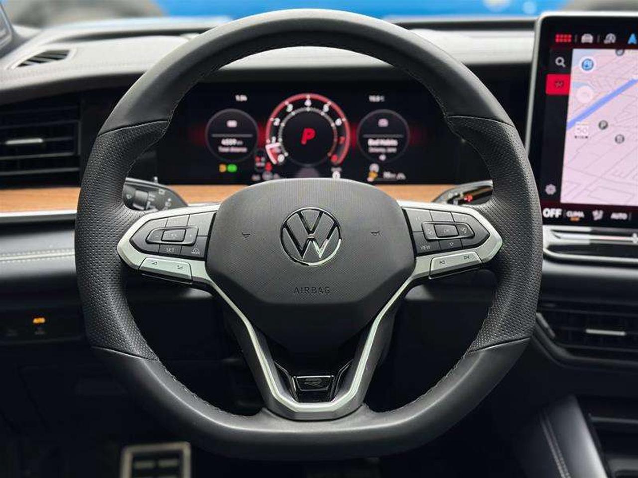 2026 Volkswagen Tiguan Highline Turbo R-Line 4MOTION Photo
