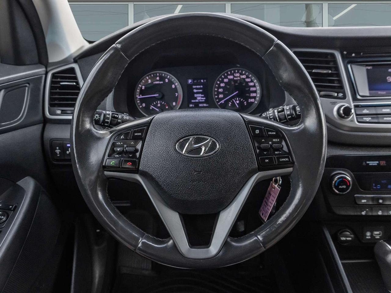2017 Hyundai Tucson AWD 4dr 1.6L SE   Navigation   Leather   Panoramic Sunroof   Clean Carfax Photo
