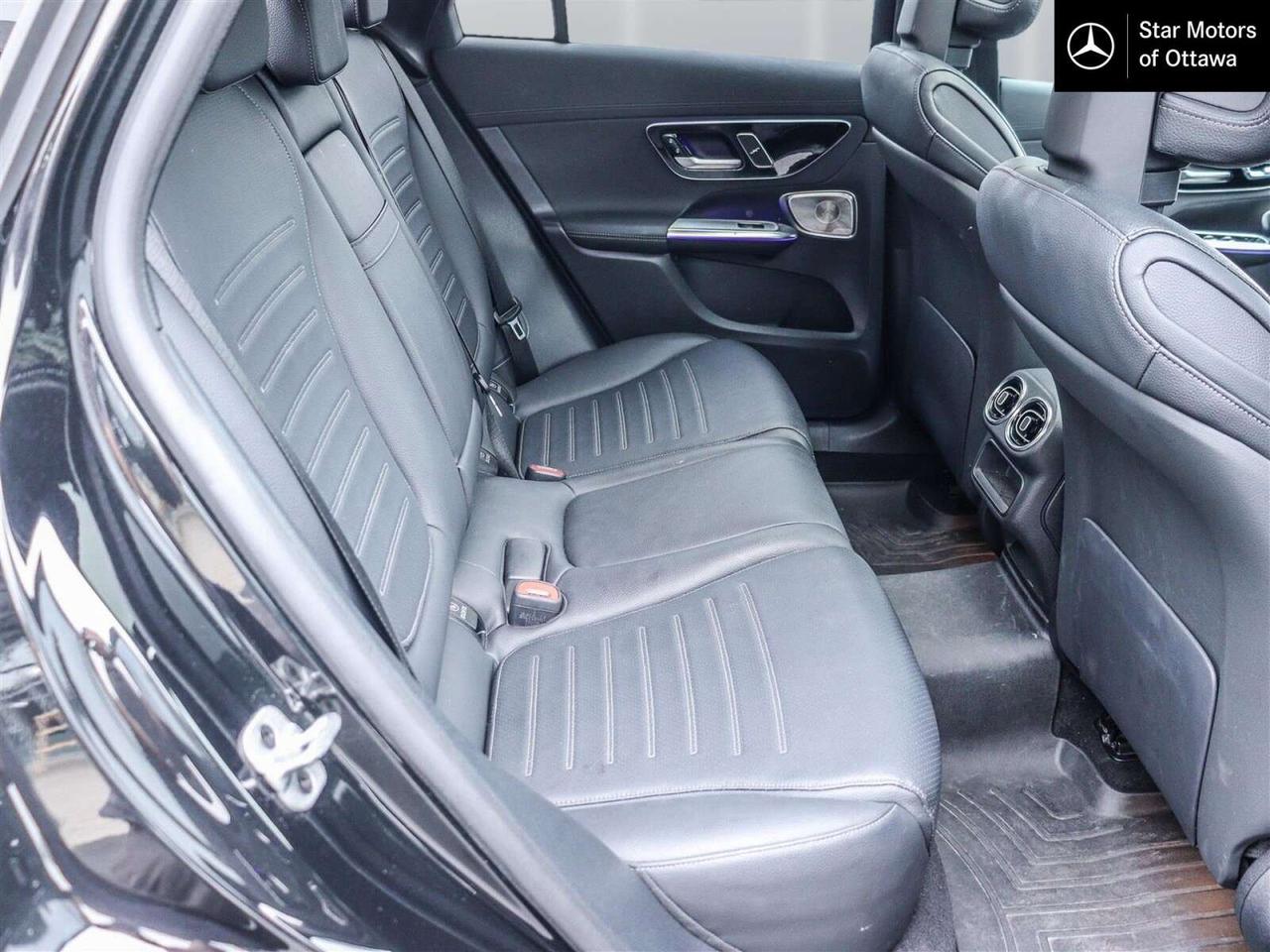 2025 Mercedes-Benz GLC GLC 300 Photo
