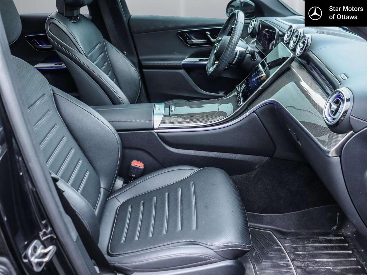 2025 Mercedes-Benz GLC GLC 300 Photo
