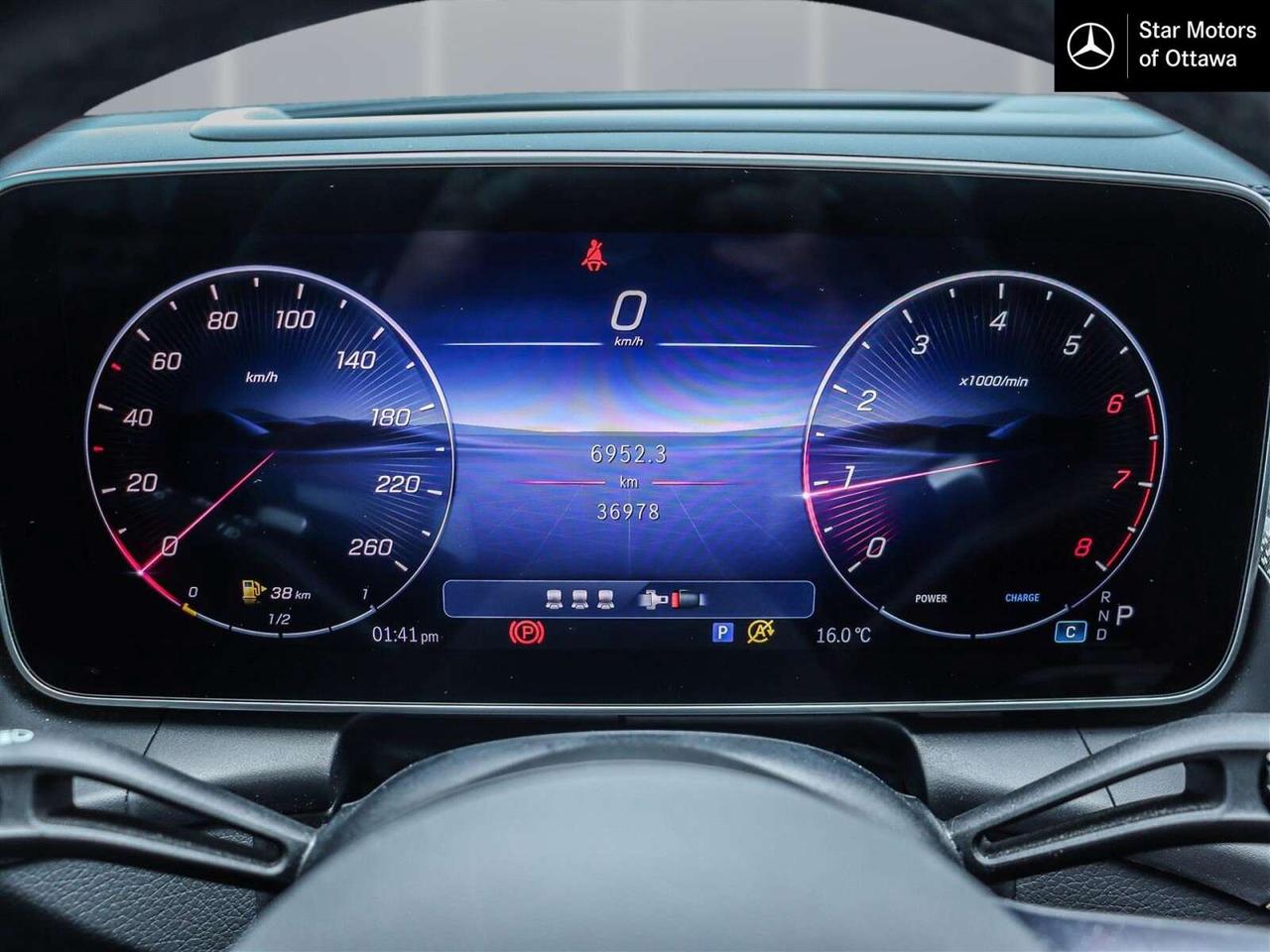 2025 Mercedes-Benz GLC GLC 300 Photo