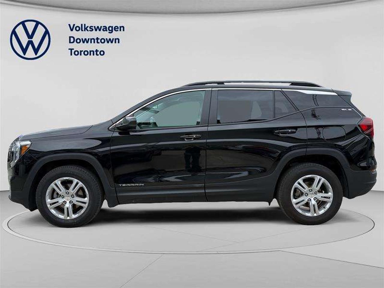 2024 GMC Terrain AWD SLE Photo1