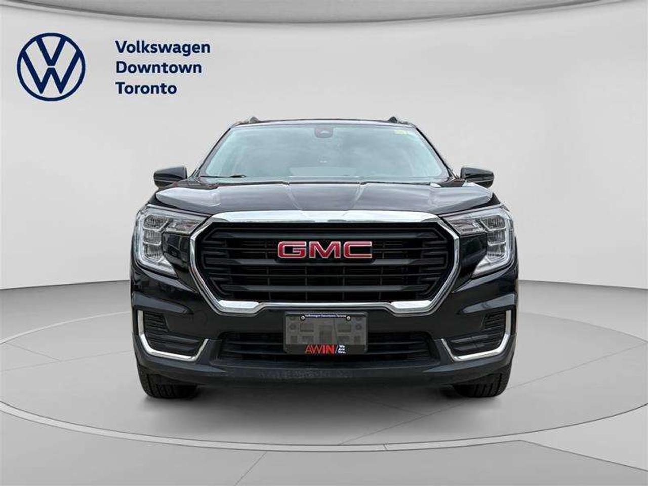 2024 GMC Terrain AWD SLE Photo