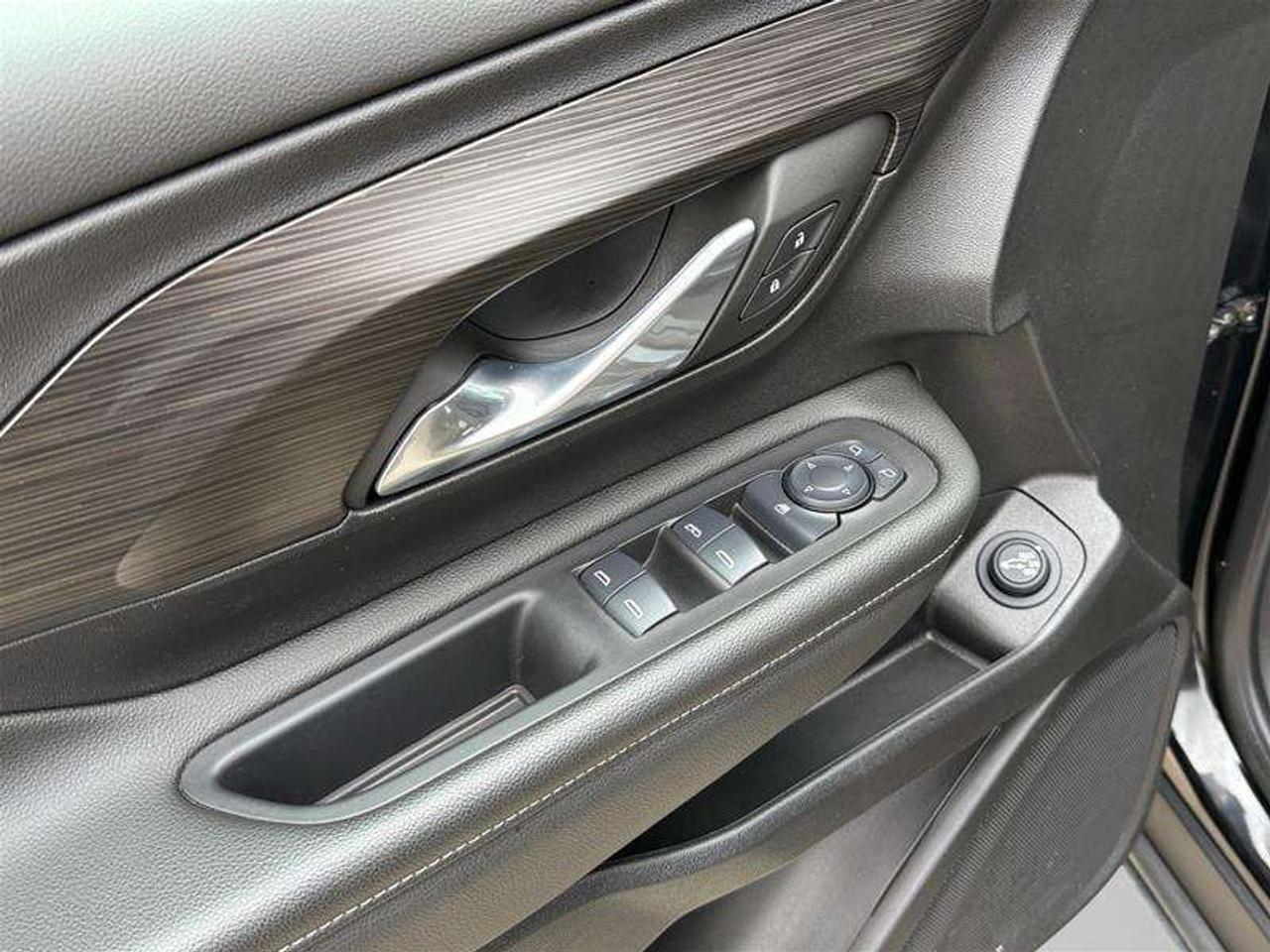 2024 GMC Terrain AWD SLE Photo