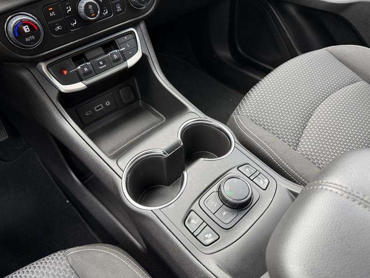 2024 GMC Terrain AWD SLE Photo