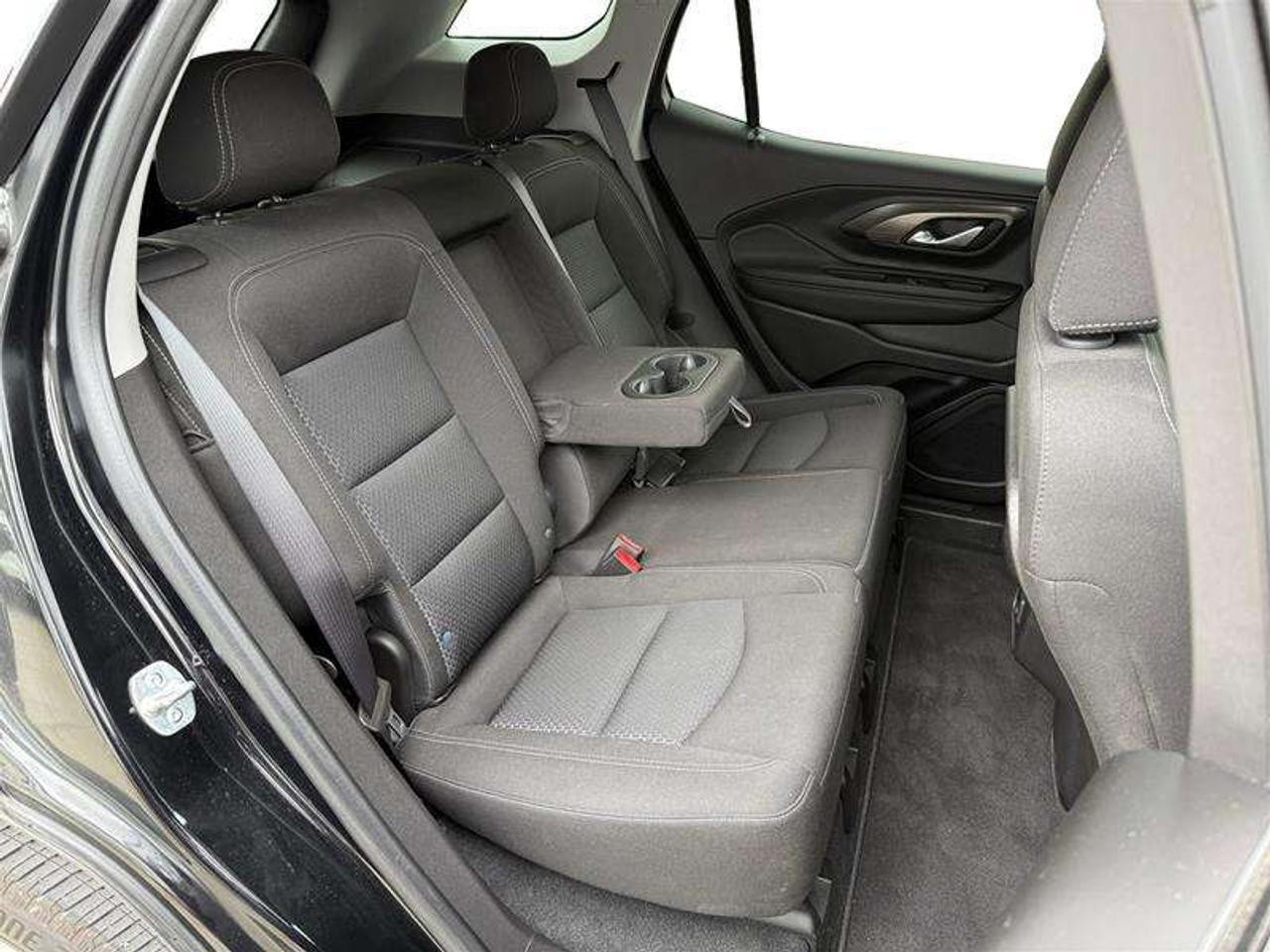 2024 GMC Terrain AWD SLE Photo