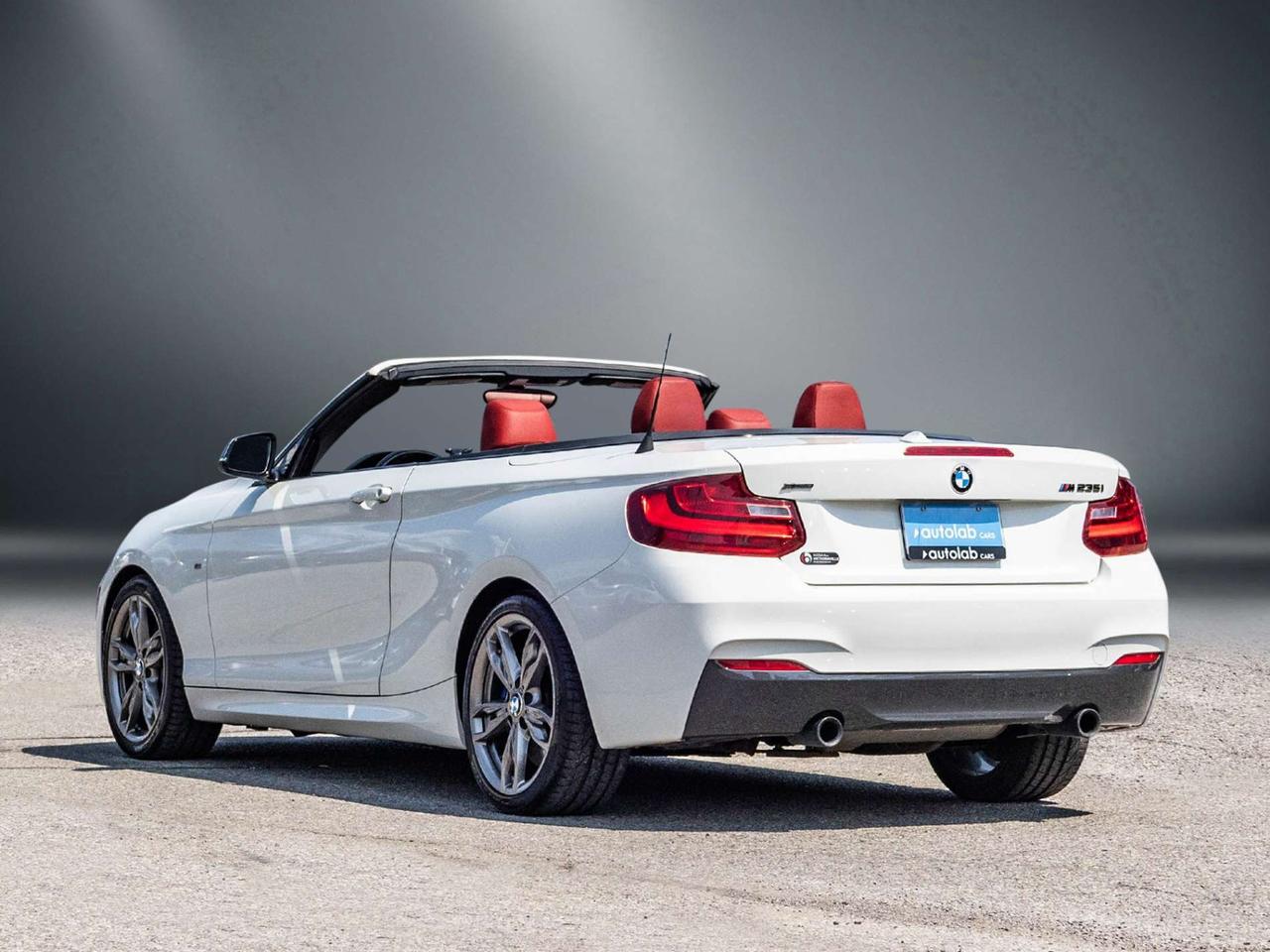 2016 BMW Others 2dr Conv M235i xDrive AWD   MSPORT   White on Red   Nice Spec Photo3