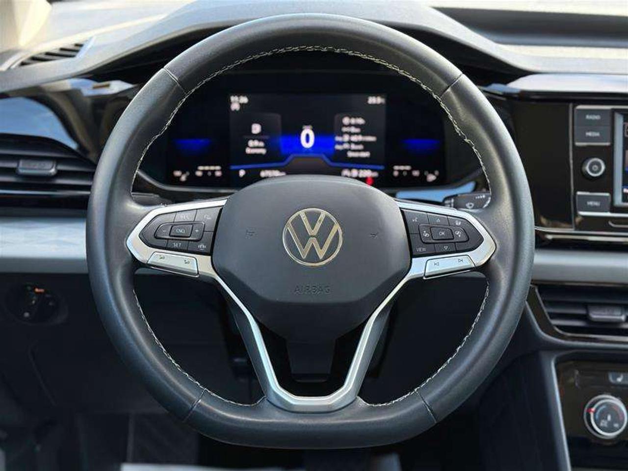 2023 Volkswagen Taos Trendline 1.5T 8sp at w/ Tip Photo