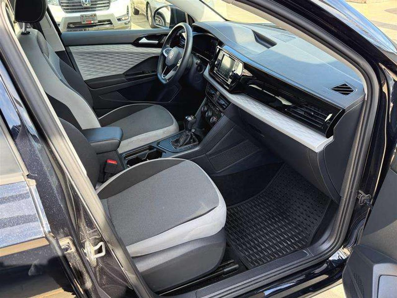 2023 Volkswagen Taos Trendline 1.5T 8sp at w/ Tip Photo
