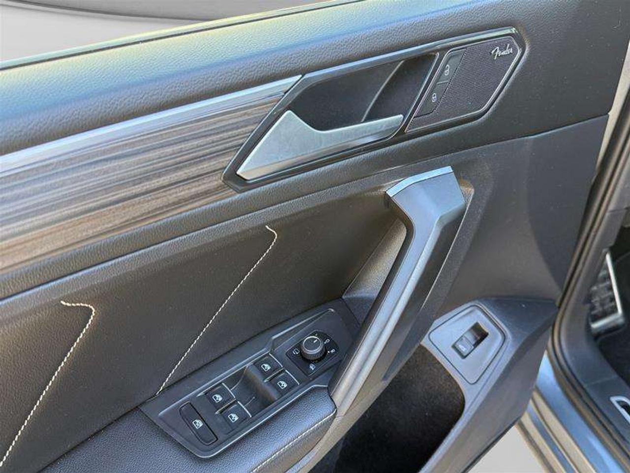 2022 Volkswagen Tiguan Highline 2.0T 8sp at w/Tip 4M Photo