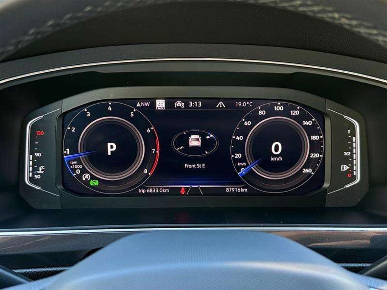 2022 Volkswagen Tiguan Highline 2.0T 8sp at w/Tip 4M Photo