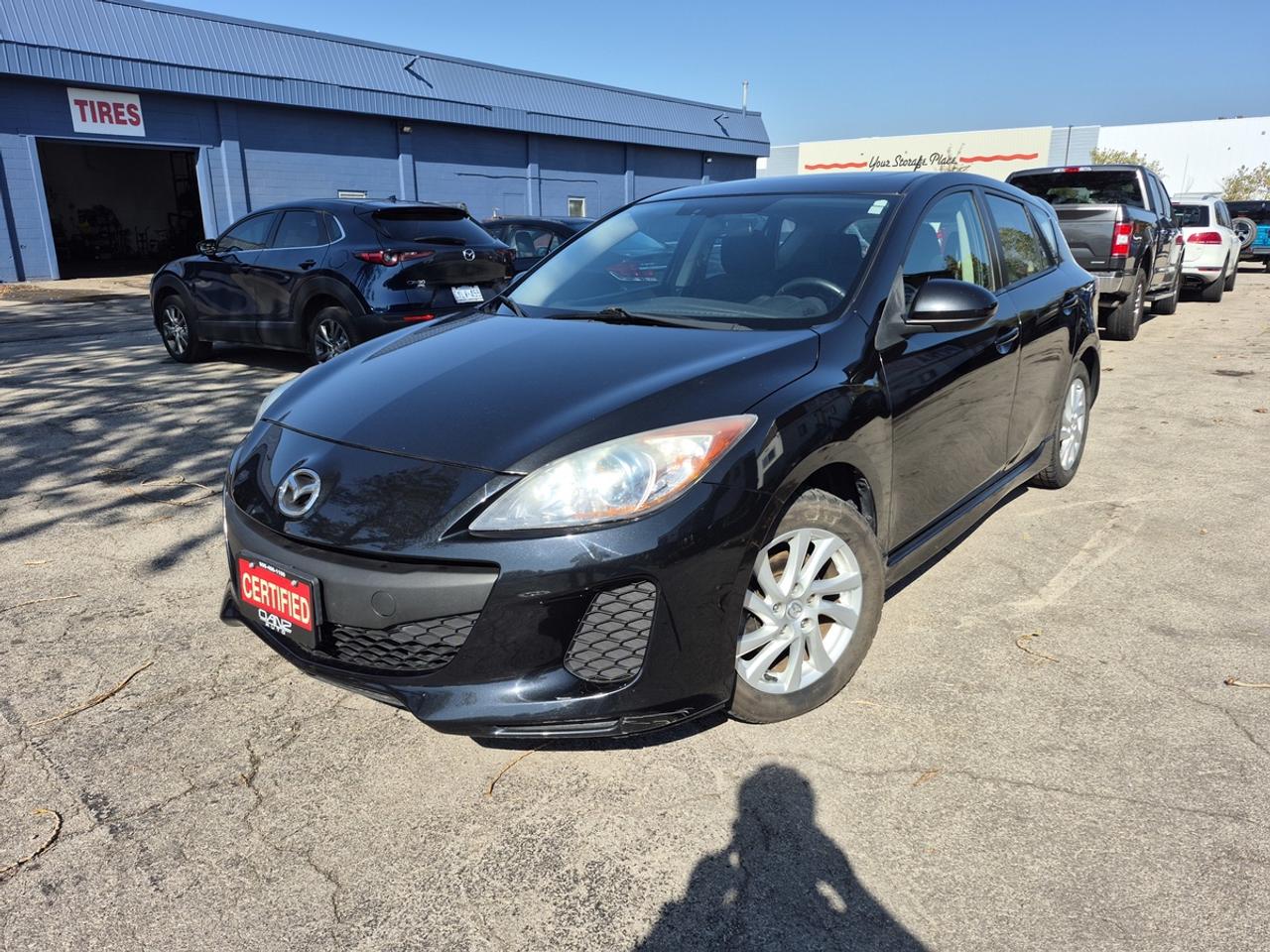 2012 Mazda MAZDA3 i Touring Photo0