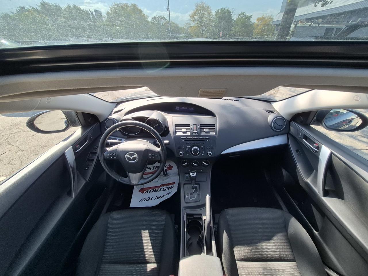2012 Mazda MAZDA3 i Touring Photo